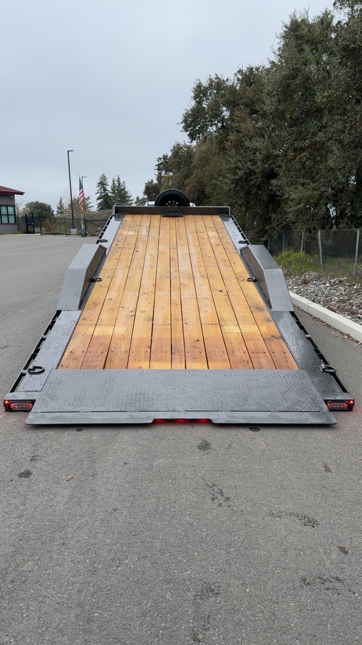 24ft Tilt Trailer thumbnail 3